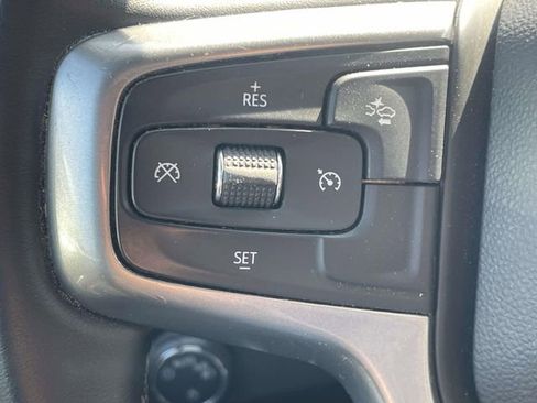 Used 2024 Chevrolet Silverado 2500 LT image 23