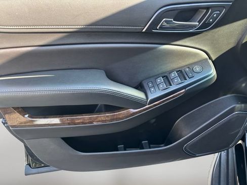 Used 2019 Chevrolet Tahoe LS AWD/4WD image 10
