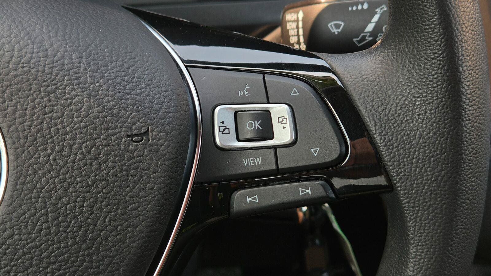 Used 2021 Volkswagen Tiguan S FWD image 25