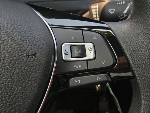 Used 2021 Volkswagen Tiguan S FWD image 25