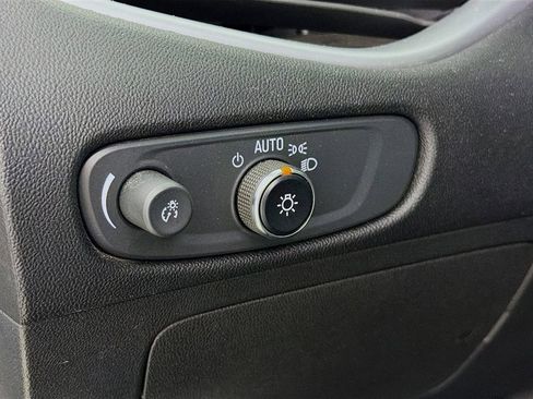 Used 2023 Chevrolet Malibu LT image 12