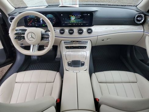 Used 2022 Mercedes-Benz E 450 4MATIC Coupe image 12