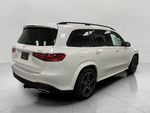 New 2026 Mercedes-Benz GLS 450 4MATIC image 40