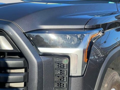 Used 2023 Toyota Tundra SR5 w/ SR5 Convenience Package image 12