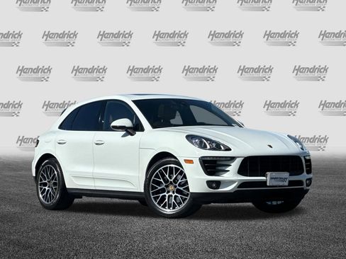 Used 2018 Porsche Macan Sport Edition image 2