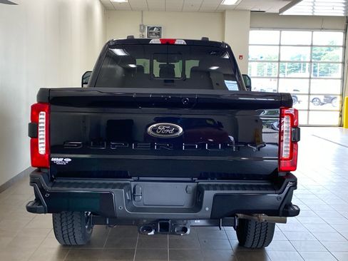 New 2026 Ford F250 Lariat w/ Black Appearance Package AWD/4WD image 6