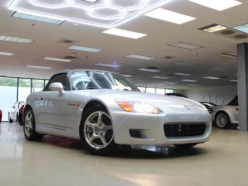 Used 2002 Honda S2000 image 1