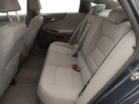 Used 2020 Chevrolet Malibu LS w/ LPO, Convenience Package 2 FWD image 18