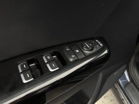 Used 2019 Kia Sportage EX w/ EX Technology Package FWD image 14