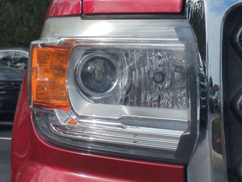 Used 2019 GMC Canyon SLT w/ Trailering Package image 10