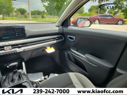 New 2026 Kia K4 FWD image 16