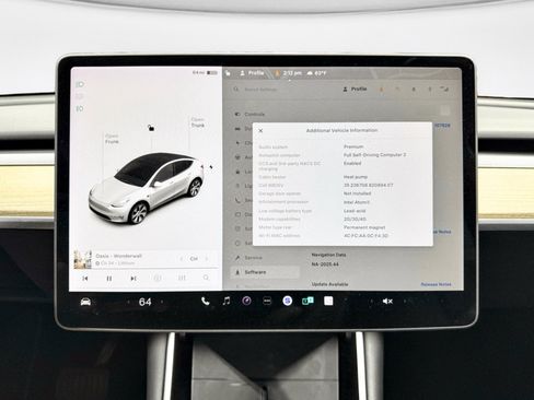 Used 2021 Tesla Model Y 2WD image 12