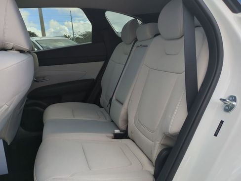 New 2026 Hyundai Tucson SE image 15