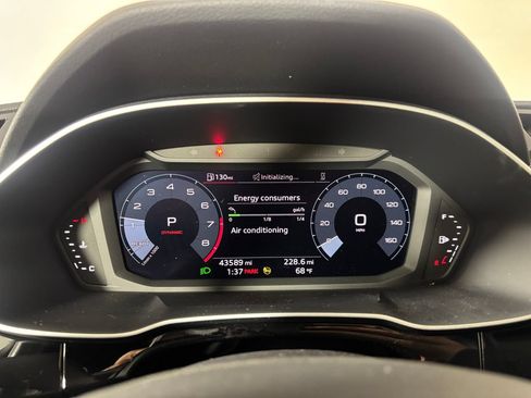 Used 2022 Audi Q3 2.0T Premium AWD/4WD image 15