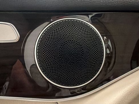 Certified 2021 Mercedes-Benz GLC 300 image 19