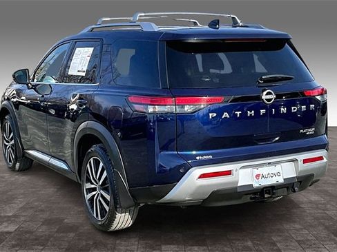 Used 2023 Nissan Pathfinder Platinum image 4