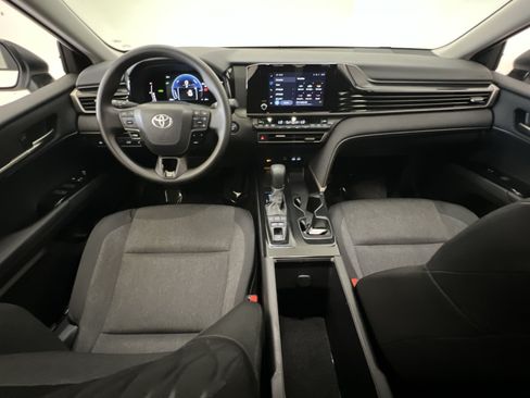 Used 2026 Toyota Camry LE FWD image 24