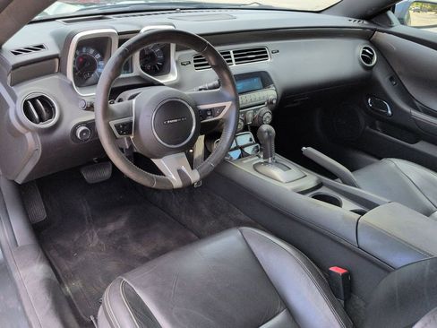 Used 2011 Chevrolet Camaro LT RWD image 9