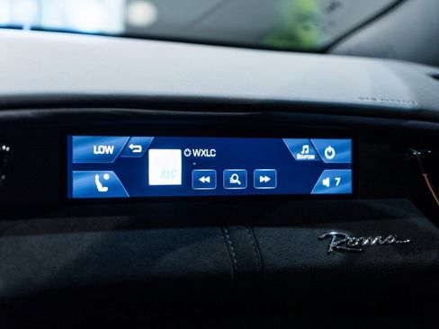 Certified 2022 Ferrari Roma image 32