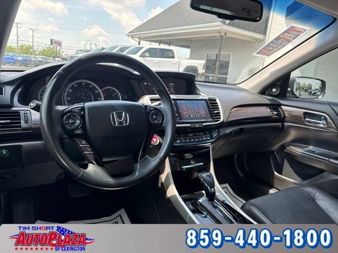 Used 2017 Honda Accord EX-L image 33
