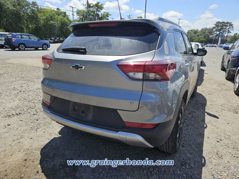 Used 2023 Chevrolet TrailBlazer LT FWD image 6
