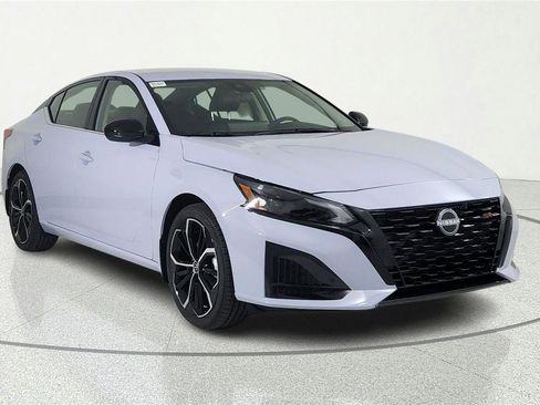 New 2026 Nissan Altima 2.5 SR image 1