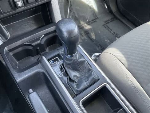 Used 2020 Toyota Tacoma SR5 image 23