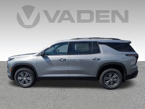 New 2026 Chevrolet Traverse LT FWD image 30
