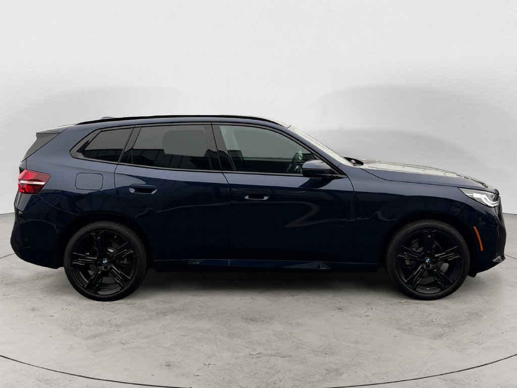 Used 2026 BMW X3 xDrive30i w/ Premium Package AWD/4WD image 4