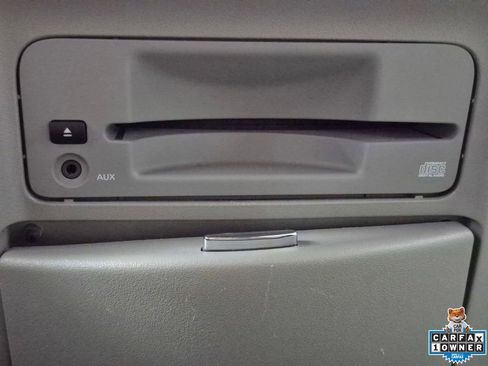 Used 2009 Nissan Quest S w/ Drivers Pkg FWD image 19