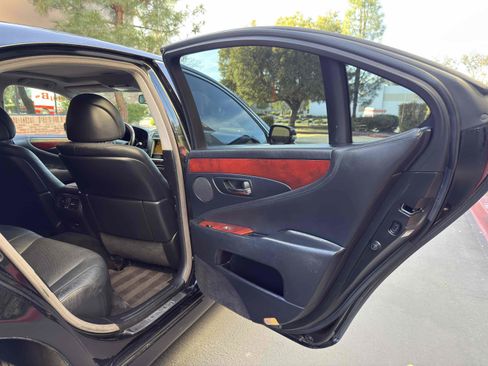 Used 2011 Lexus LS 460 image 54