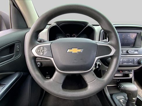 Used 2020 Chevrolet Colorado W/T w/ WT Convenience Package RWD image 6
