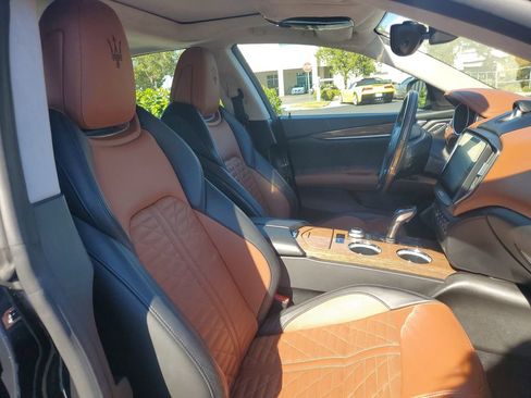 Used 2019 Maserati Ghibli S GranLusso image 22