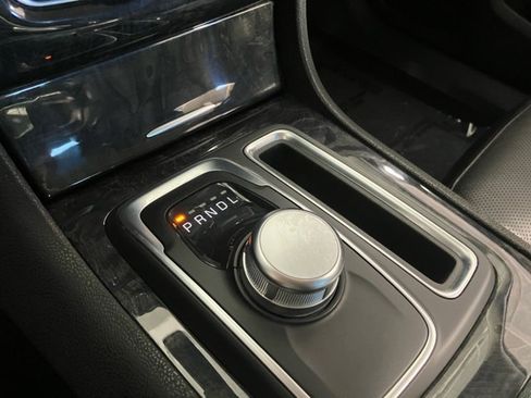 Used 2023 Chrysler 300 Touring L w/ Safetytec Plus Group RWD image 12