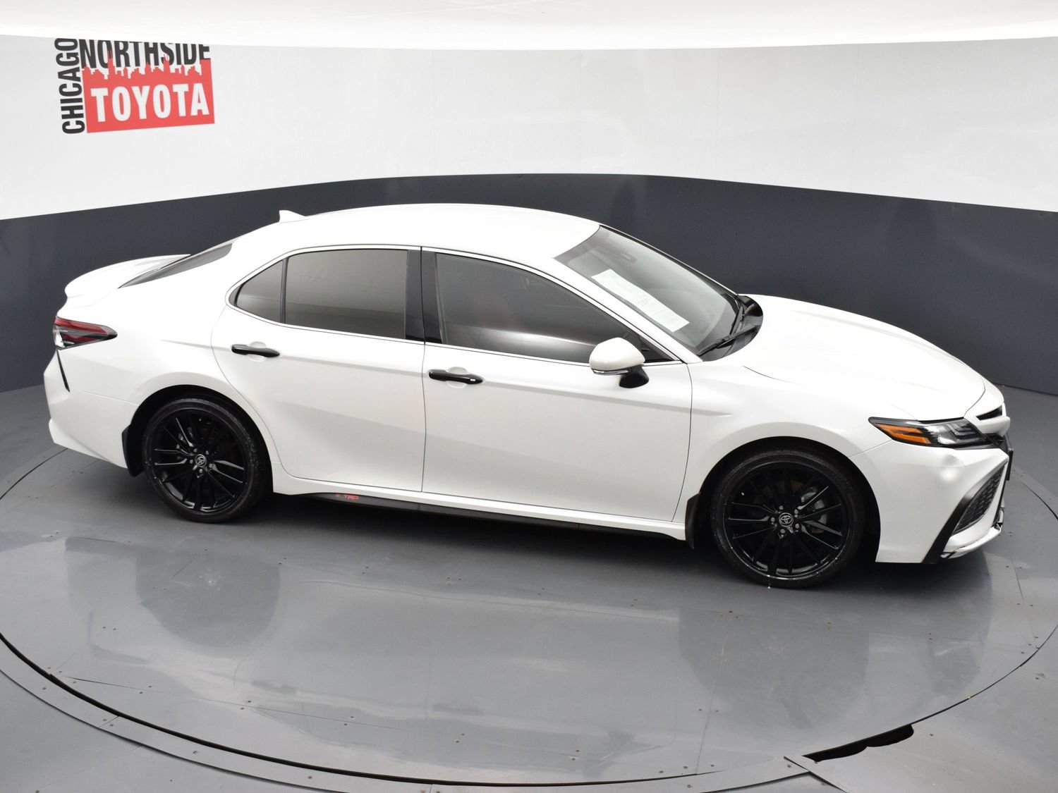 Used 2023 Toyota Camry XSE FWD image 23