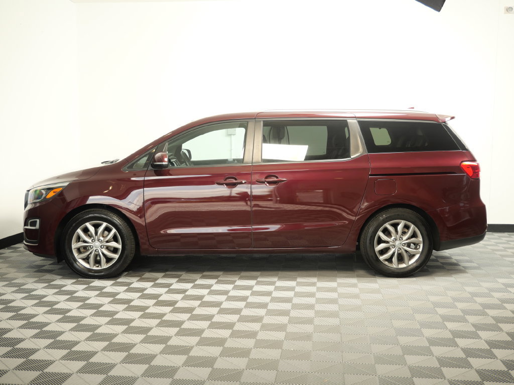Used 2020 Kia Sedona EX FWD image 5