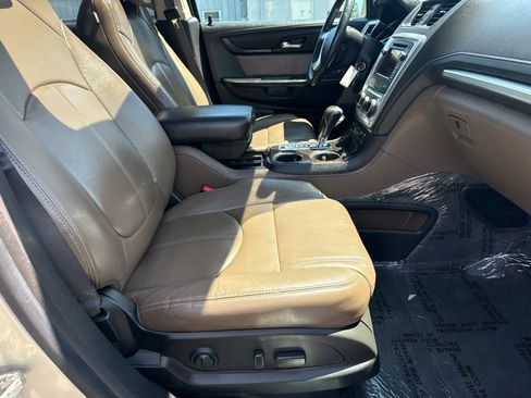 Used 2015 GMC Acadia SLT w/ Open Road Package AWD/4WD image 12