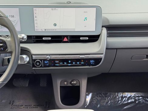 Used 2024 Hyundai Ioniq 5 SE image 21