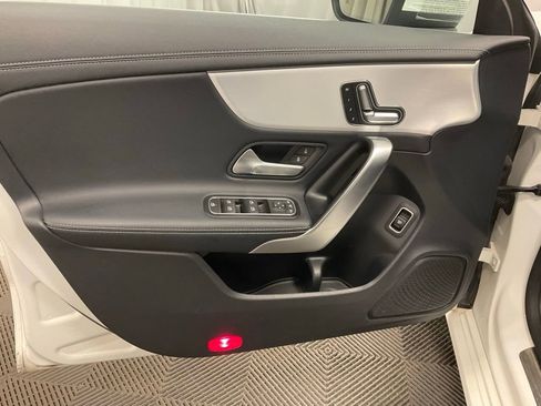 Used 2025 Mercedes-Benz CLA 250 4MATIC image 15