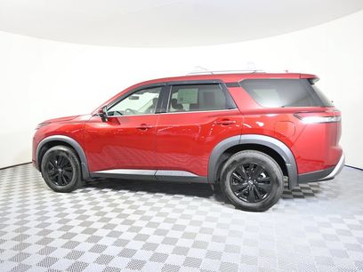 Used 2023 Nissan Pathfinder SL