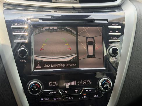 Used 2020 Nissan Murano SL w/ Moonroof Package FWD image 9