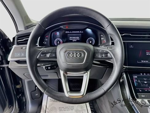 Used 2023 Audi Q7 2.0T Premium Plus w/ Premium Plus Package AWD/4WD image 12