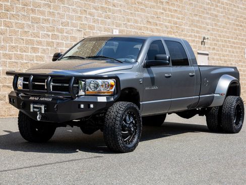 Used 2006 Dodge Ram 3500 Truck SLT AWD/4WD image 10