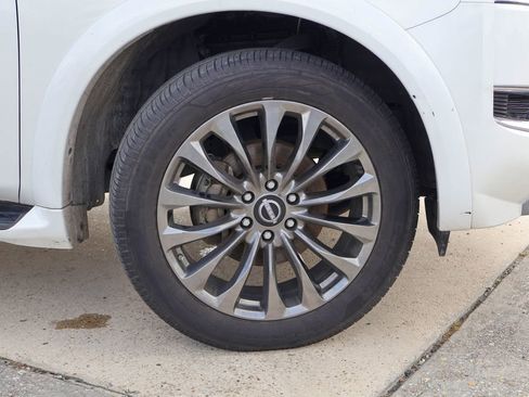 Used 2023 Nissan Armada Platinum w/ Captain's Chairs Package image 28