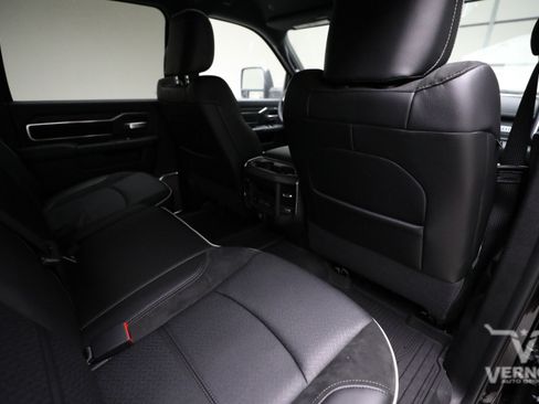 New 2026 RAM 3500 Laramie AWD/4WD image 12