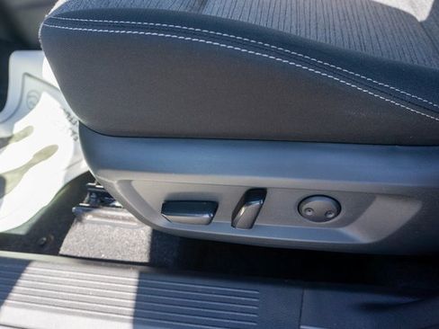 Used 2021 Nissan Rogue SV image 18