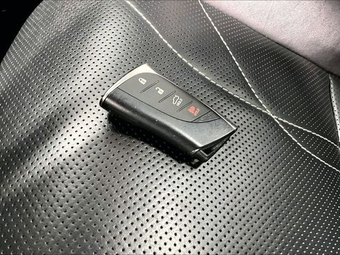 Used 2020 Lexus ES 350 Ultra Luxury image 10