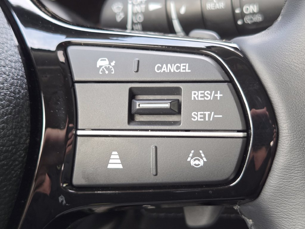 Certified 2025 Honda Pilot Touring image 16