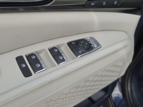 New 2026 Kia Carnival SX image 19