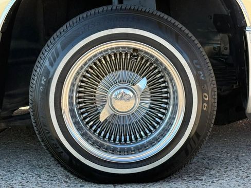 Used 1989 Cadillac De Ville Sedan FWD image 25